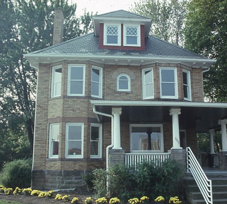 lorain-historical-society-moore-house-museum-photo